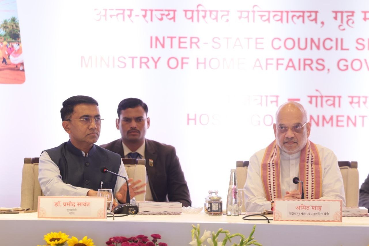 Union Home Minister Amit Shah and Goa Chief Minister Pramod Sawant seated at a conference dais during the 28th Western Zonal Council meeting.