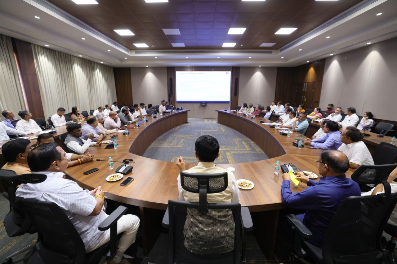 Alt Text Goa Chief Minister Pramod Sawant presiding over a high-level government meeting in a conference room with state officials and representatives regarding the Seva Sankalp Abhiyan 2026.